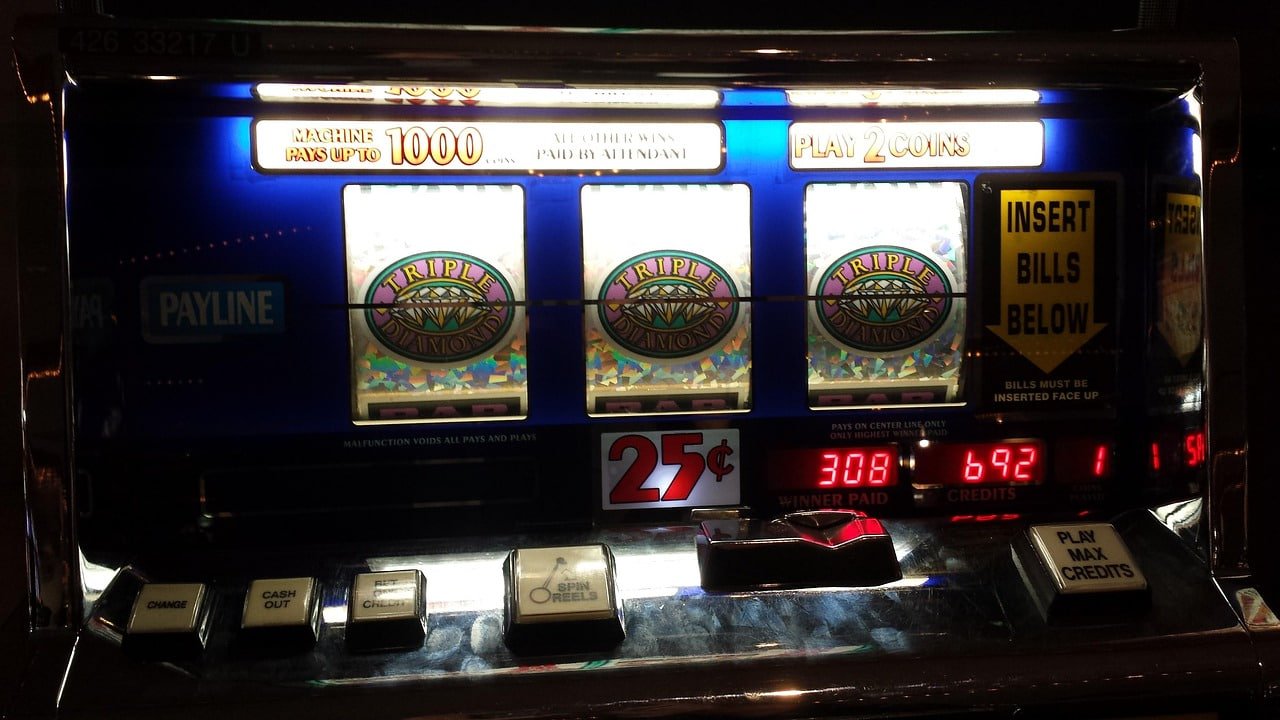 popa7777 Myanmar ကစားသမားများ ငွေသွင်းပြီး Sports Betting Live Casino ကစားနေသောပုံ